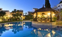 blue bay banus hotel