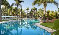 blue bay banus hotel